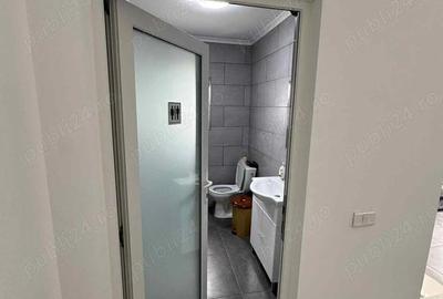 Spațiu comercial, de 12 mp, în Central - 2