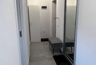 Garsonieră decomandată în Central - 2