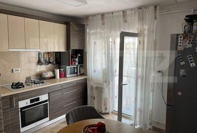Apartament de vanzare, 79mp, zona Carpati 2 - 3