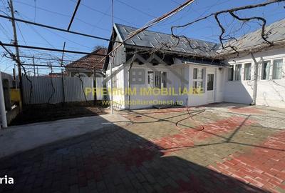 Casă cu 4 camere în Central - 2