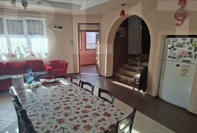 Vila spa?ioasa cu 7 camere confort, elegan?a ?i fu - 11