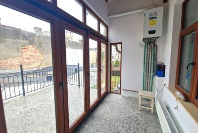 Apartament cu 6 camere decomandat în Unirii - 9