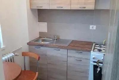 Garsonieră decomandată în Central - 1