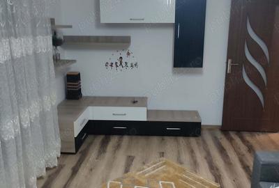 Apartament cu 2 camere decomandat în Militari