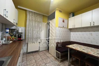 Apartament cu 3 camere, decomandat ,centrala proprie, zona Soarelui - 6