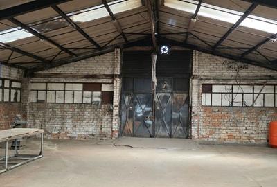 Spațiu industrial, de 290 mp, în Industriilor - 11