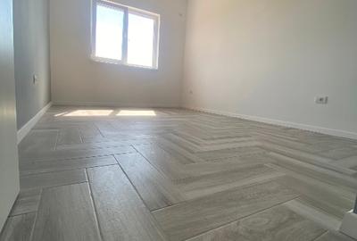 Casă individuală cu 4 camere cu Canalizare în 1 Decembrie - 8