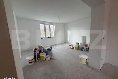 Casă cu 3 camere cu Teren 486 Mp în Titulescu - 11