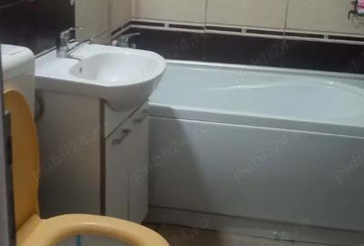 Garsonieră decomandată în Micro 14