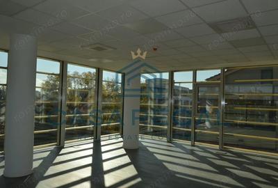 Spațiu comercial, de 160 mp, în Cantemir - 5