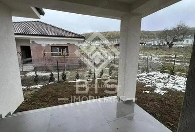 Case de vanzare Dealul Jelnei - 2