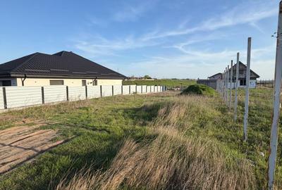 Teren extravilan de 680 mp, în Costi - 3