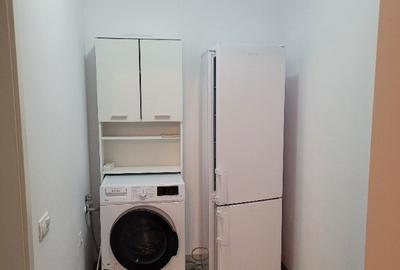 Proprietar vand apartament 2 camere, decomandat, cu loc de parcare sub - 12