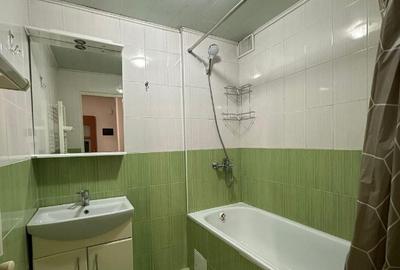 Apartament cu 2 camere decomandat în Astra