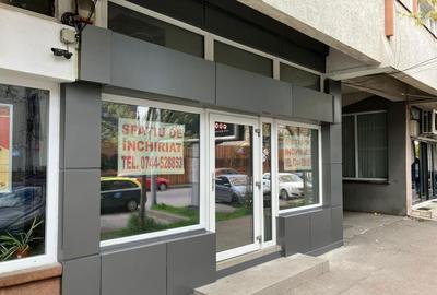Spațiu comercial, de 30 mp, în Central - 3