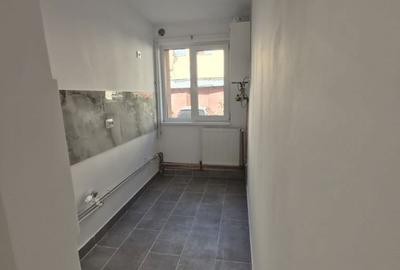 Apartament cu 2 camere decomandat în Central - 7