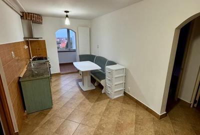 Apartament cu 2 camere decomandat în Central - 4