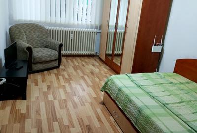 Apartament cu 2 camere semidecomandat, mobilat în Alexandru Obregia - 1