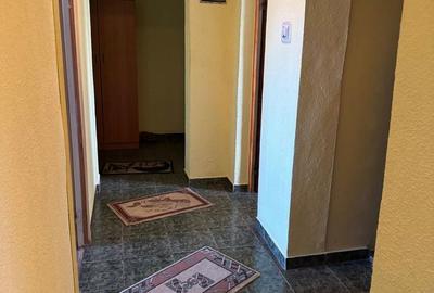 Apartament cu 3 camere în Mărăcineni - 2