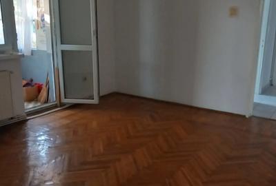 Vand apartament 3 camere Vand apartament 3 camere - 3