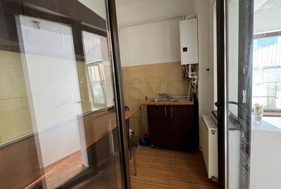 REA0114772 Apartament 4 camere parcare curte Unirii l Dudesti - 7