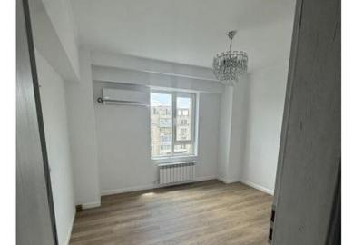 Apartament cu 3 camere decomandat în Octavian Goga - 2