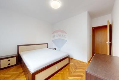 Apartament cu 4 camere decomandat, mobilat în Central - 16