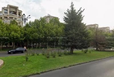 Apartament cu 3 camere decomandat în Unirii