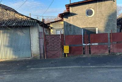 Casa de vanzare cu curte - 8