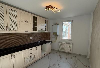 Apartament cu 3 camere decomandat în Est - 1