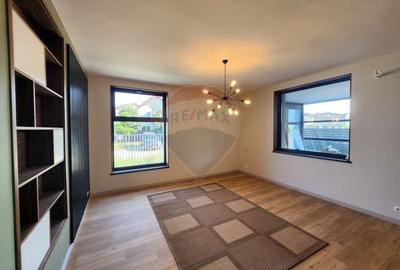 Casă cu 6 camere cu Teren 448 Mp în Aviației - 19