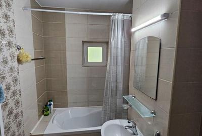 Apartament cu 3 camere decomandat în Exterior Vest - 1
