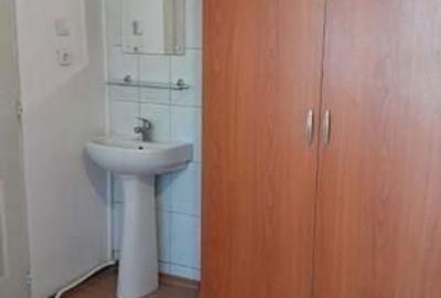 Casă cu 4 camere decomandat cu Teren 196 Mp în Copou - 9