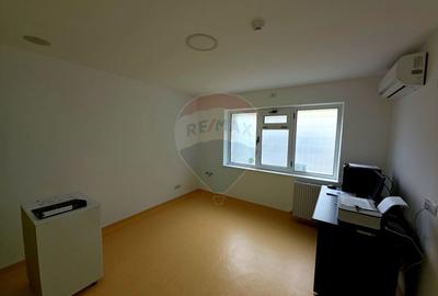 Spatiu comercial de 63mp de vanzare in zona Precista - 6