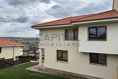 Case tip duplex, ansamblu privat cu panorama superba - 9