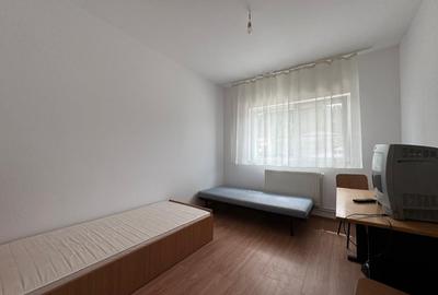 Apartament cu 24 camere decomandat, mobilat în Carierei - 5