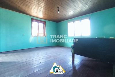 Casă cu 3 camere cu Canalizare în Buteni - 12