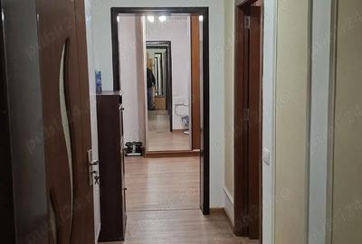 Apartament cu 2 camere decomandat în Polonă - 3