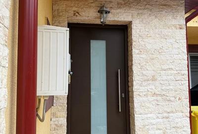 Casă cu 5 camere cu Teren 250 Mp în Central - 15