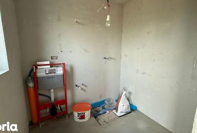 Casă cu 4 camere cu Teren 300 Mp în Central - 8