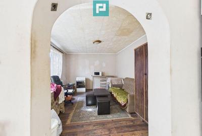 Casă cu 7 camere cu Teren 770 Mp în Central - 4