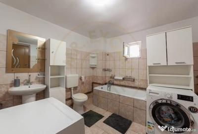 Casă cu 5 camere cu Canalizare în Țițești - 12