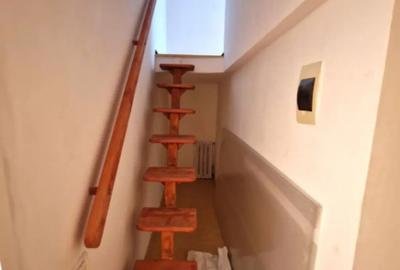 Apartament cu 4 camere decomandat în Central - 8