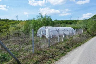 Teren de 3100 mp, în Central - 9