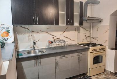 Inchiriere apartament 2 camere, decomandat, Tudor Neculai - CUG - 1