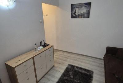 Apartament cu 2 camere decomandat în Tomis Nord - 1