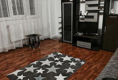Apartament cu 2 camere decomandat în Central - 1