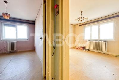 De vanzare apartament cu 2 camere decomandate si panorama - 1
