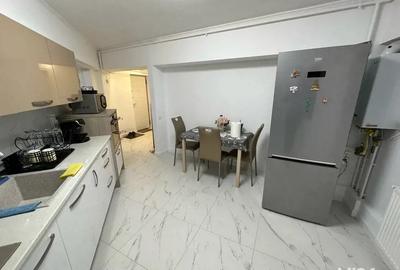 De vanzare Apartament cu 2 camere decomandat 60mp utili - Micro 3