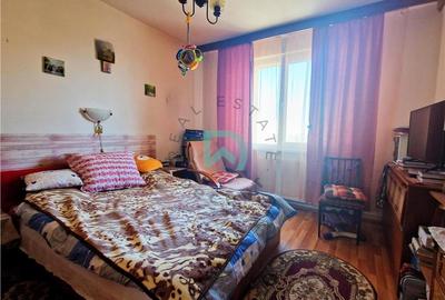 Apartament cu 3 camere circular în Astra - 19